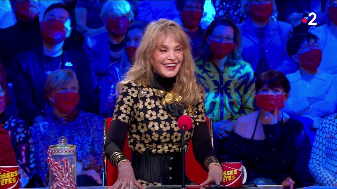 Arielle Dombasle Les Grosses Têtes refont 2021 (France 2) Arielle